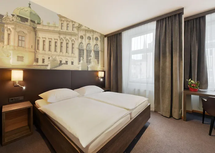Lucia Hotel Vienne