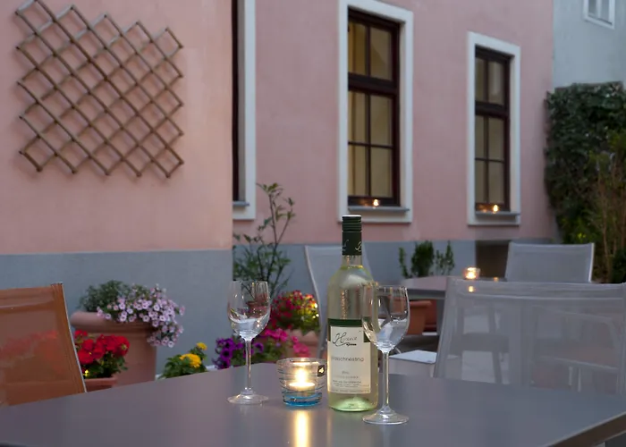 Lucia Hotel Vienne